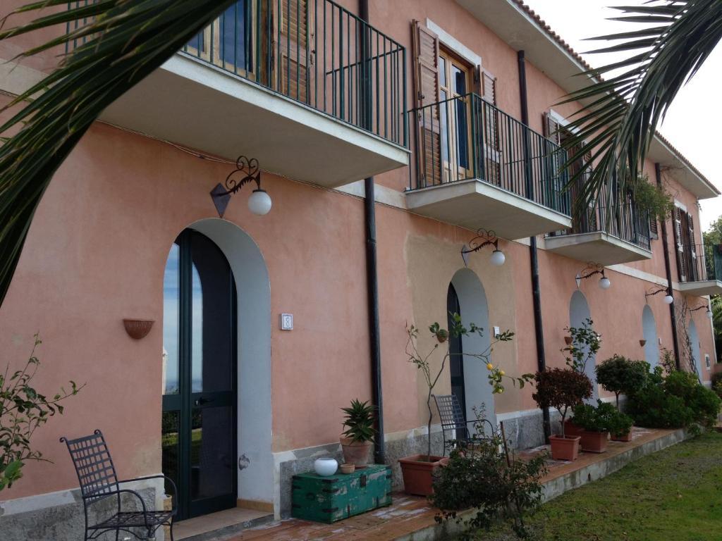 Bed and Breakfast Just be&b Piraino Exterior foto